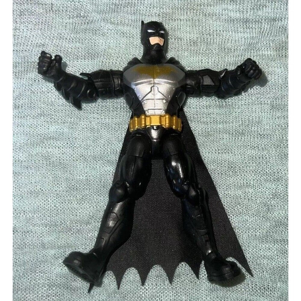 Batman Action Figure with Cape DC Comics 4" Bat Tech Armor